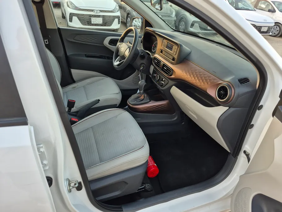 هيونداي Grand i10 فلييت 2024 