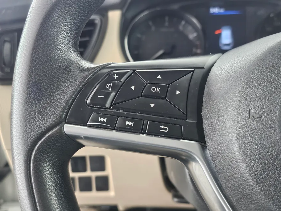 نيسان أكس تريل S 7 Seats 2021 