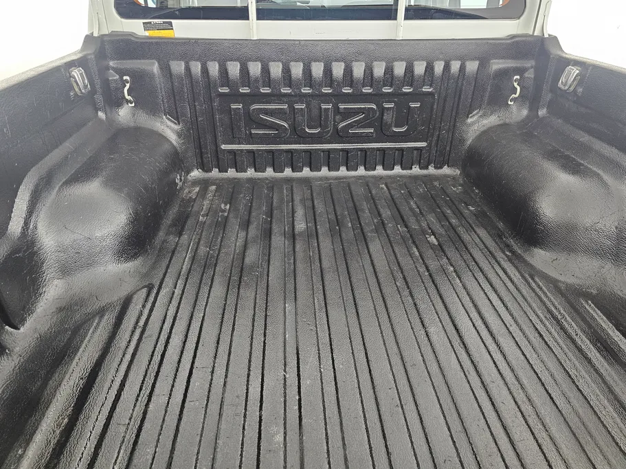2023 Isuzu D-max Double Cab 