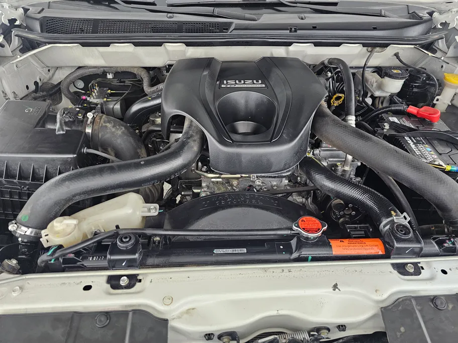 2023 Isuzu D-max Double Cab 