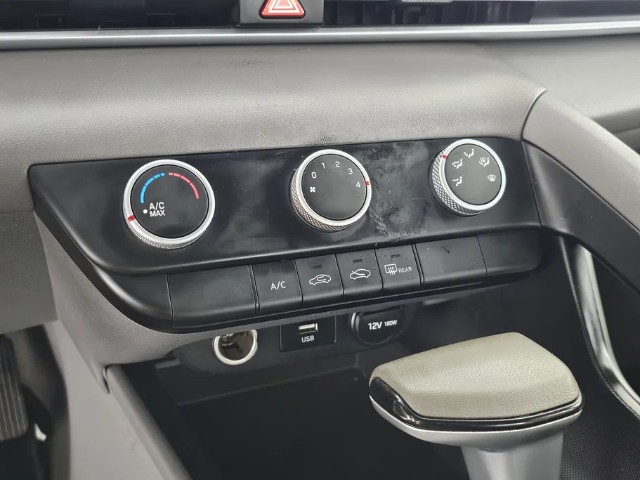 2022 Hyundai Elantra Fleet 