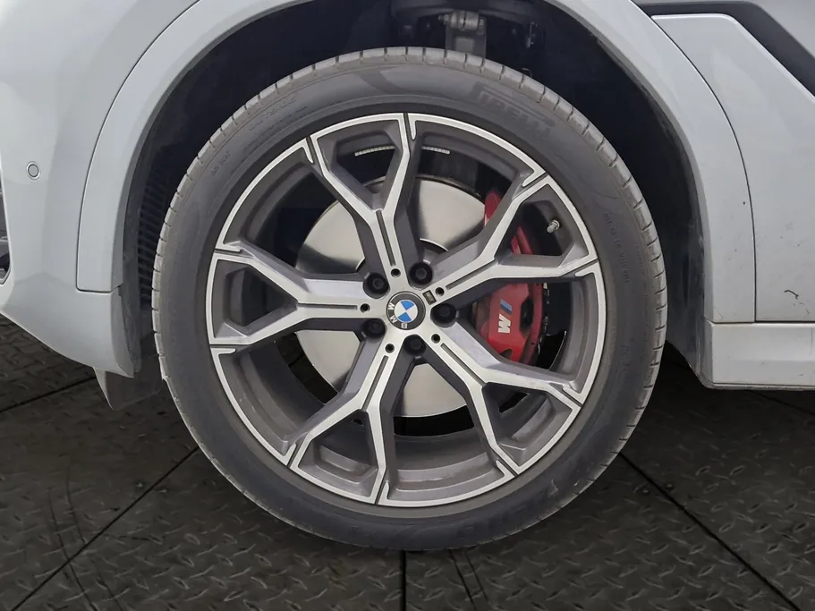 بي ام دبليو الفئة اكس 6 xDrive 40i 2025 