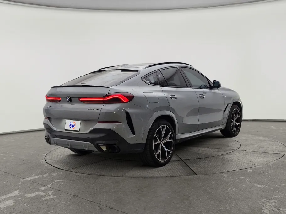 بي ام دبليو الفئة اكس 6 xDrive 40i 2025 
