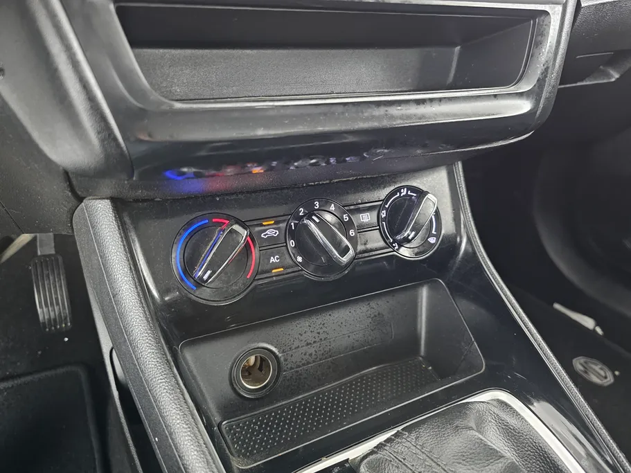 2022 MG 5 STD 