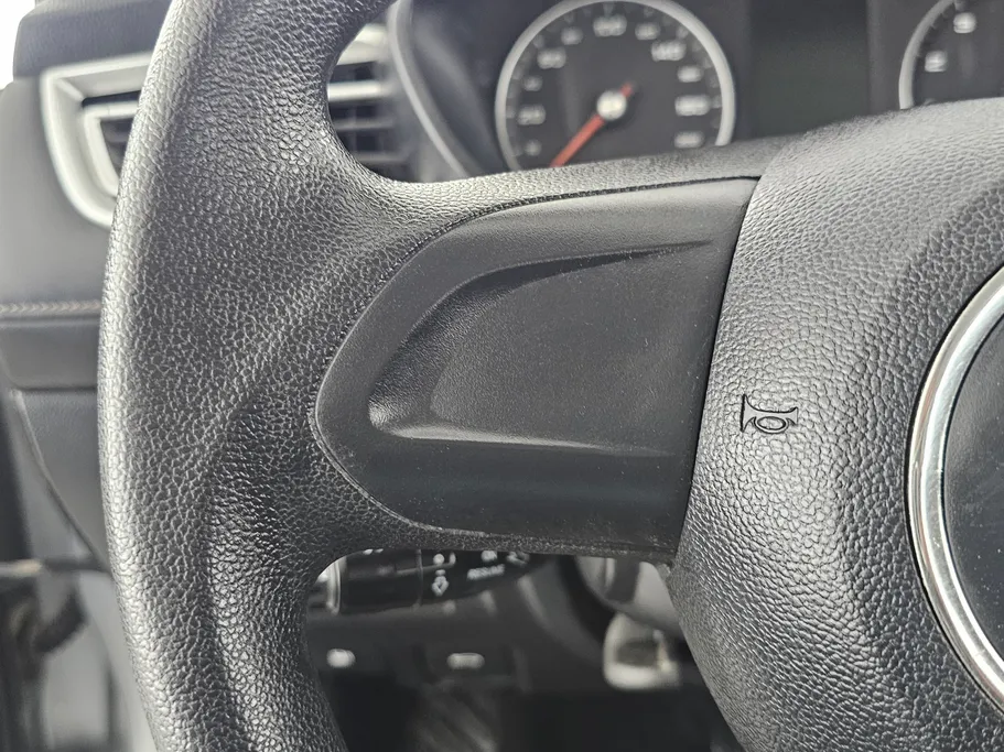 2022 MG 5 STD 