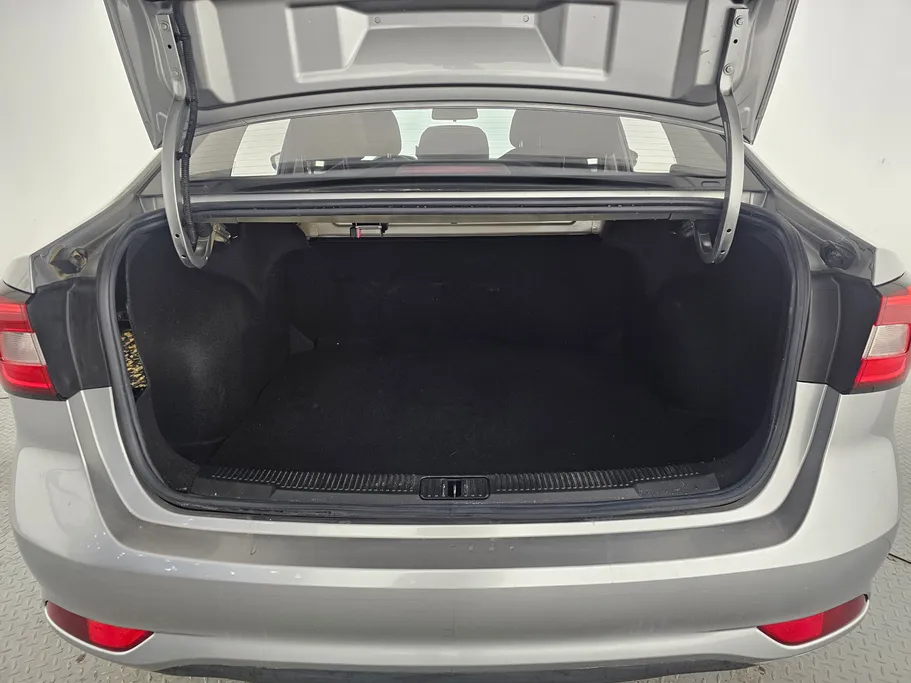 2023 MG 5 STD 