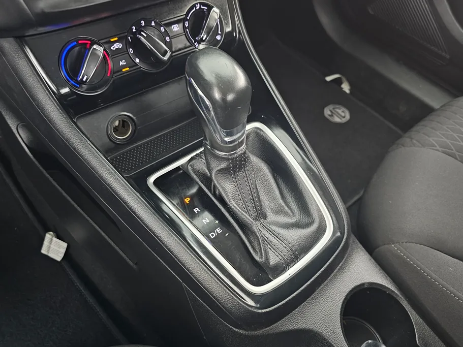 2023 MG 5 STD 