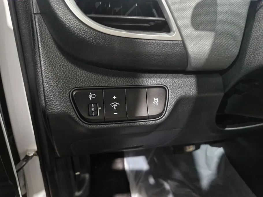 2023 Kia Seltos LX 