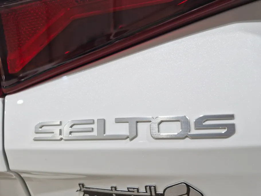 2023 Kia Seltos LX 