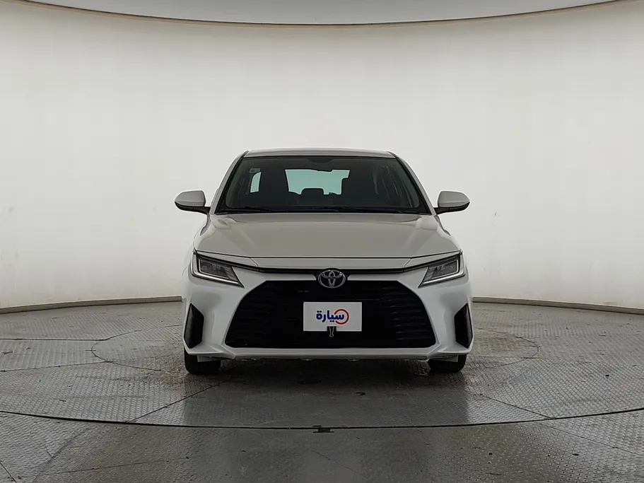 2023 Toyota Yaris  Y 