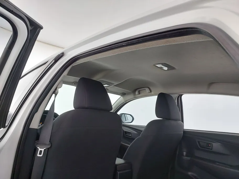 2023 Toyota Yaris  Y 