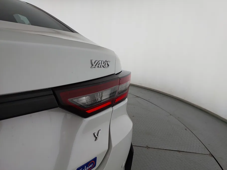 2023 Toyota Yaris  Y 