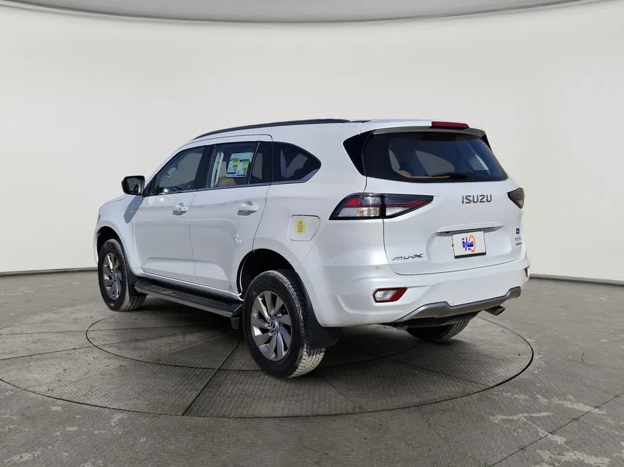 2023 Isuzu MU Full 