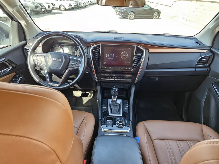 2023 Isuzu MU Full 