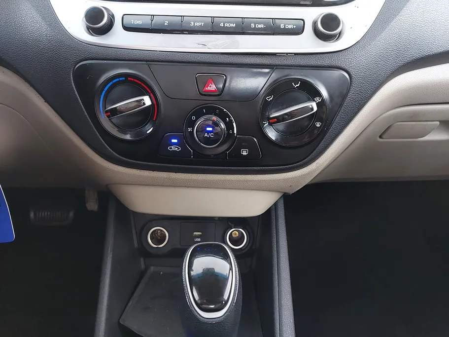 2023 Hyundai Accent Smart 
