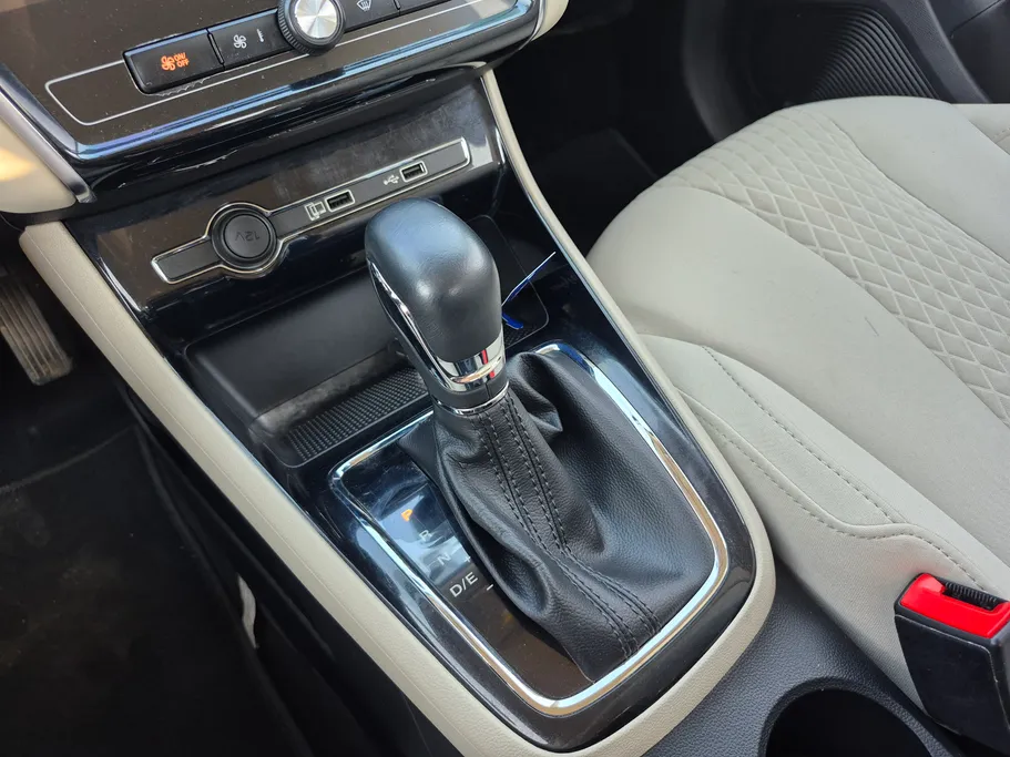 2024 MG 5 COM 