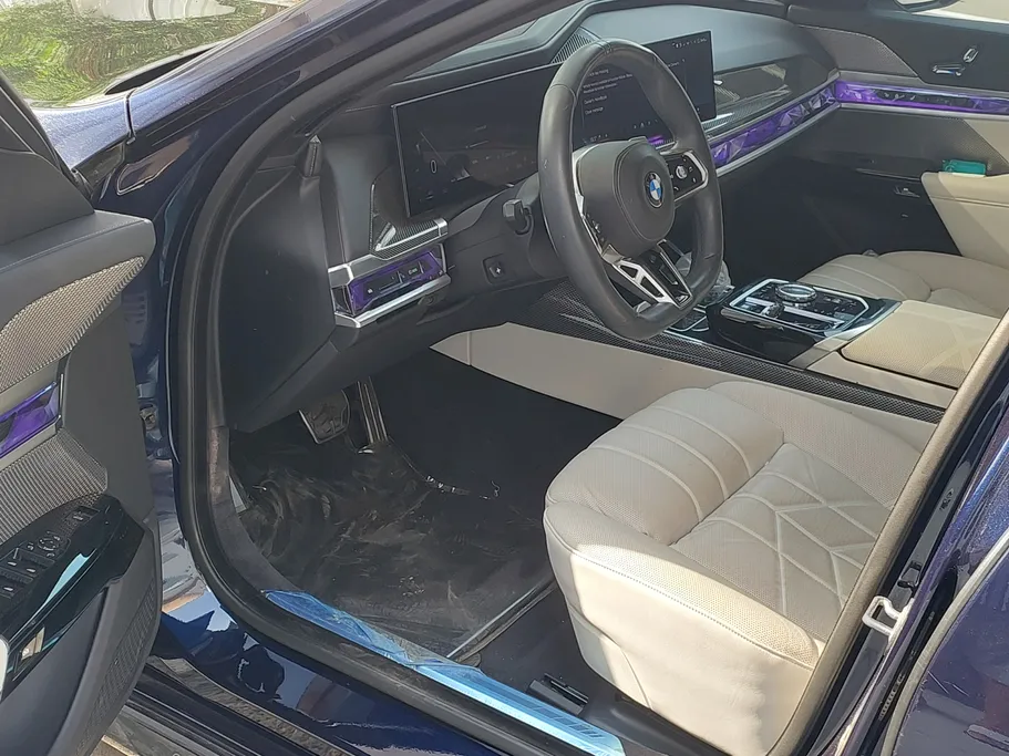 2024 BMW 7 Series 735i 