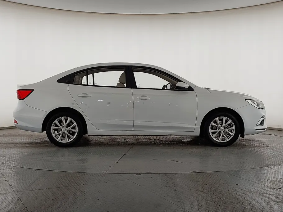 2024 MG 5 STD 
