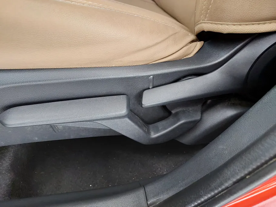 2023 Toyota Yaris  Y Plus 