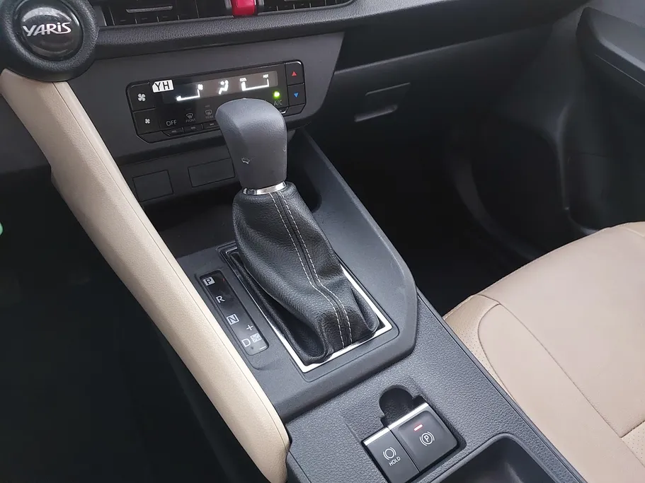2023 Toyota Yaris  Y Plus 