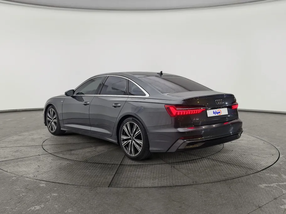 2025 Audi A6 40 TFSl 
