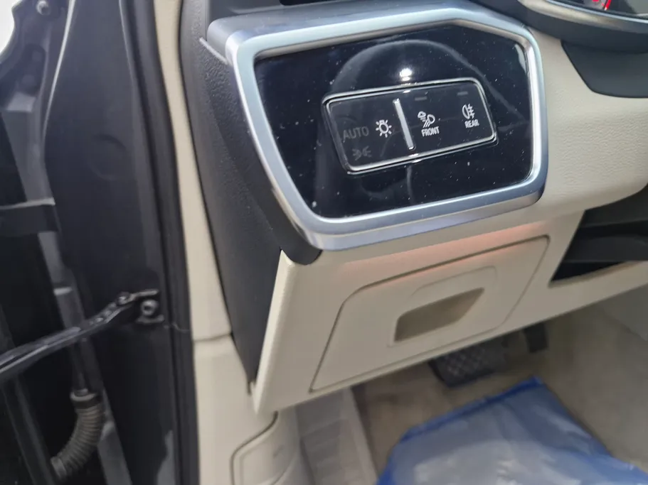 2025 Audi A6 40 TFSl 