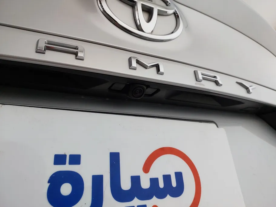 تويوتا كامري GLE 2023 