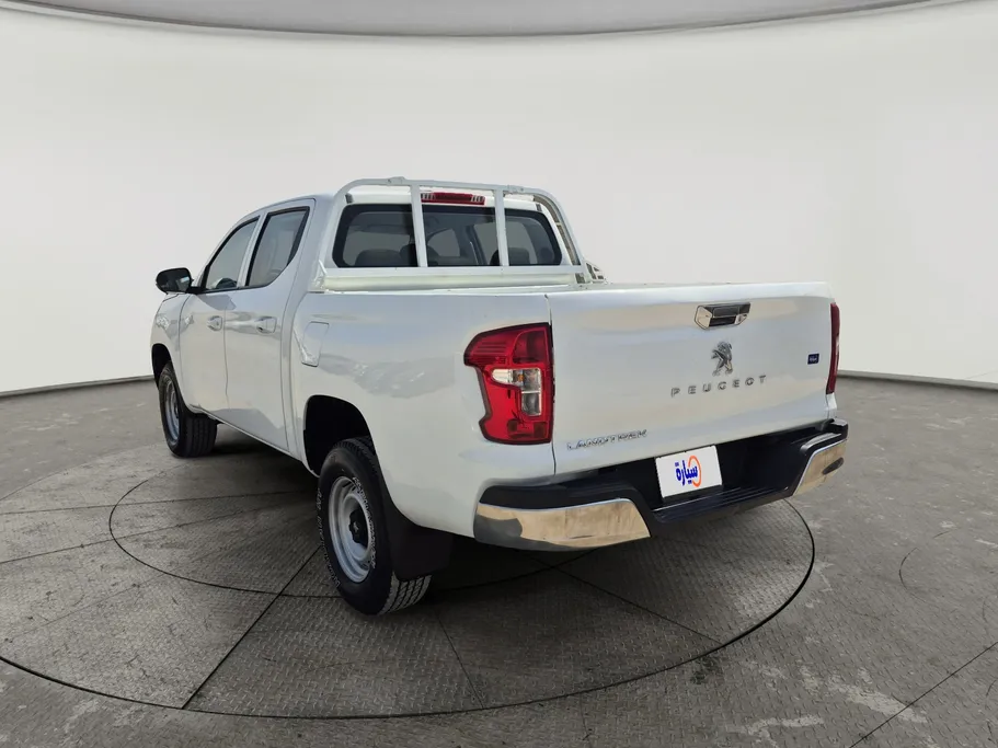 بيجو Landtrek STD 2023 