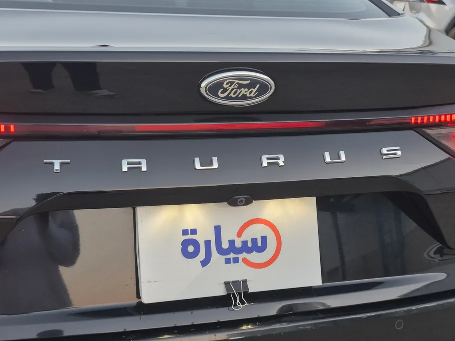 فورد تورس تيتانيوم الإصدار الجديد 2023 