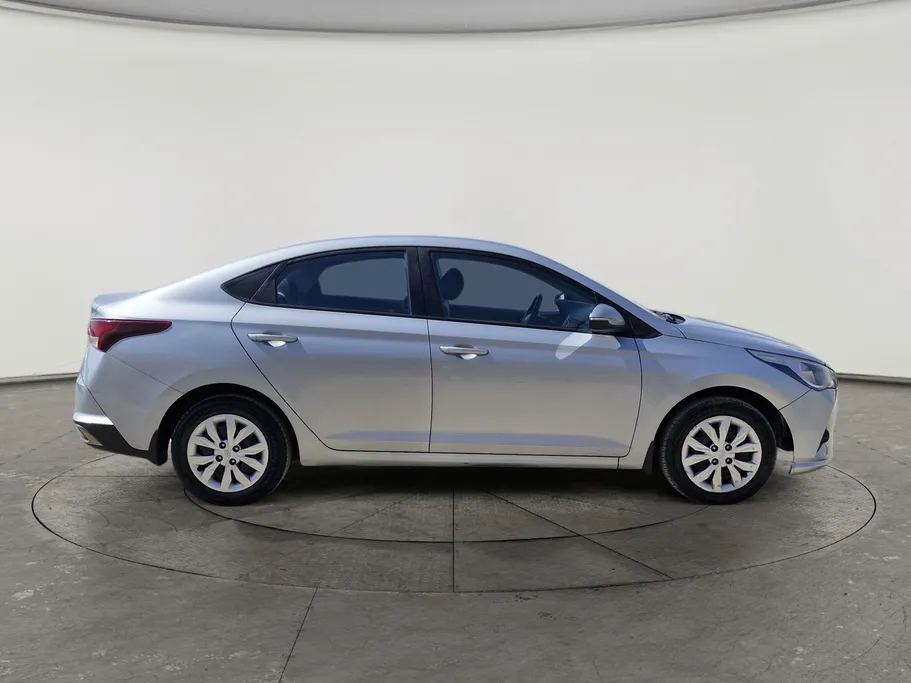 2022 Hyundai Accent Smart 