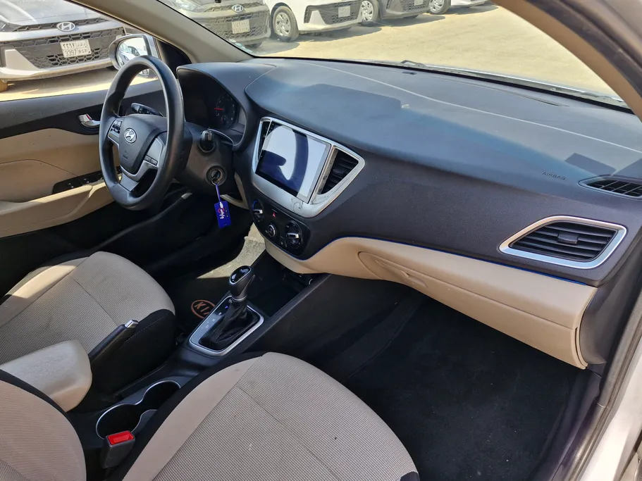 2022 Hyundai Accent Smart 