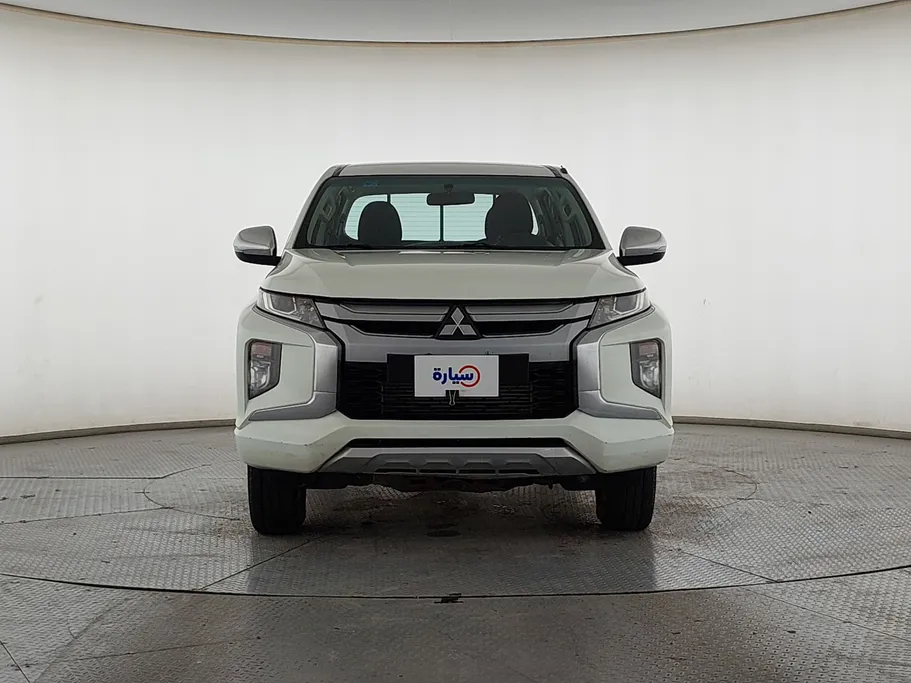 2022 ميتسوبيشي L200 Double Cap 