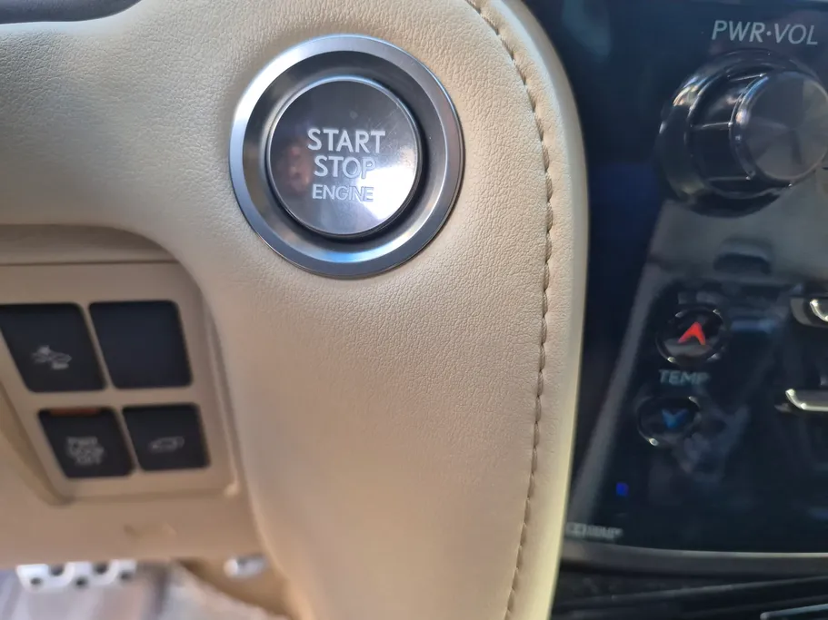 2020 Lexus LX 570 S 