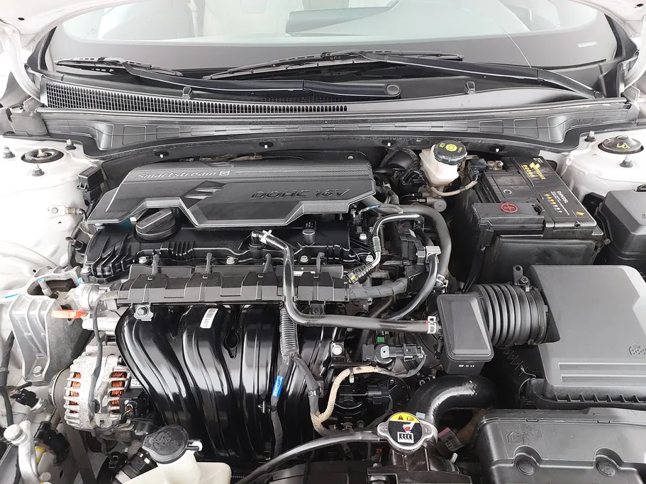2023 Hyundai Elantra Smart 