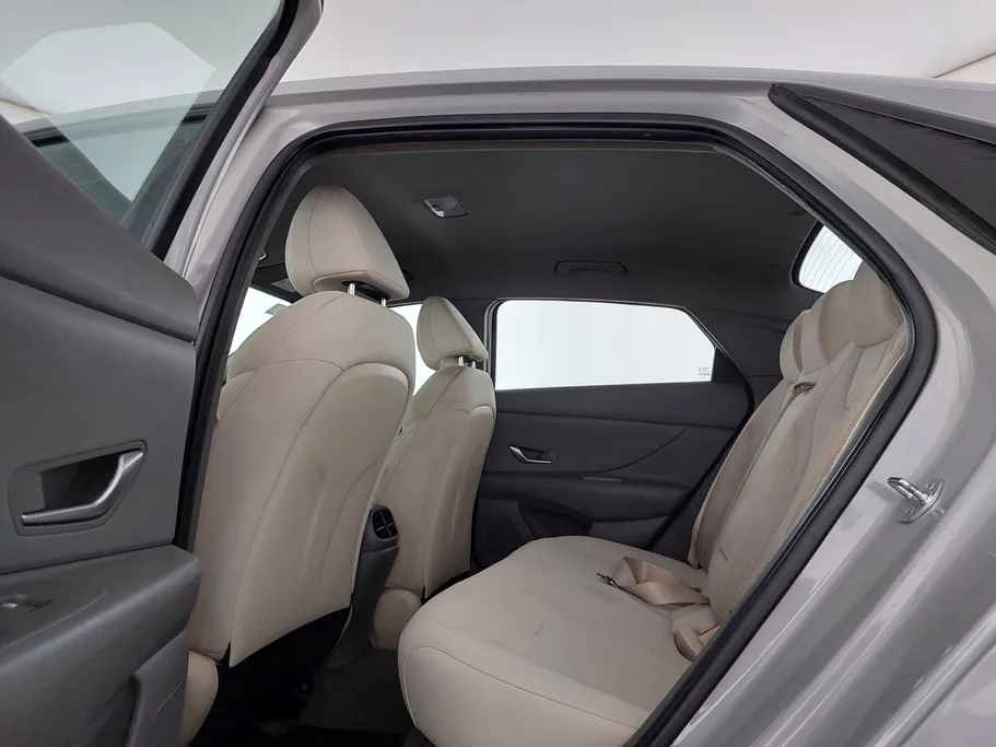 2023 Hyundai Elantra Smart 