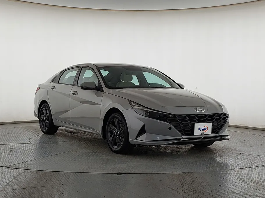 2023 Hyundai Elantra Smart 