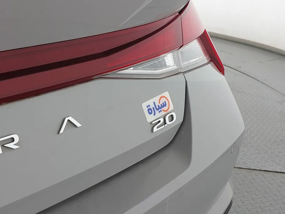 2023 Hyundai Elantra Smart 