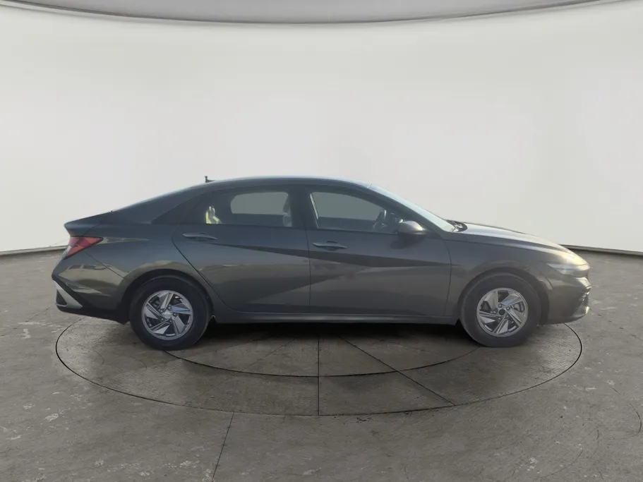 2025 Hyundai Elantra Fleet 