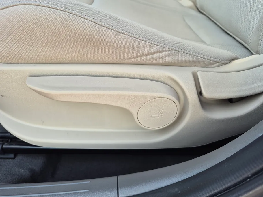 2025 Hyundai Elantra Fleet 