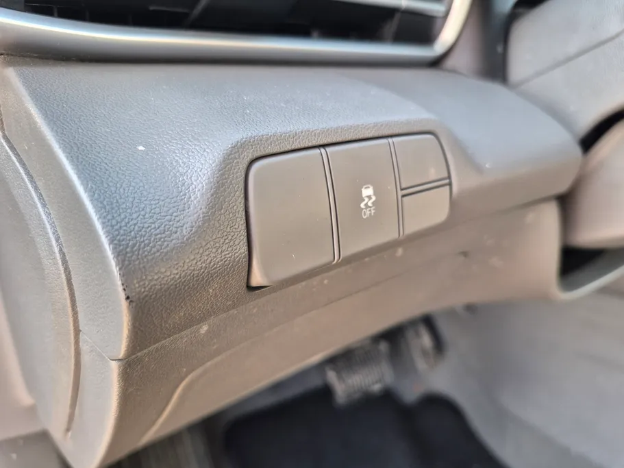 2025 Hyundai Elantra Fleet 