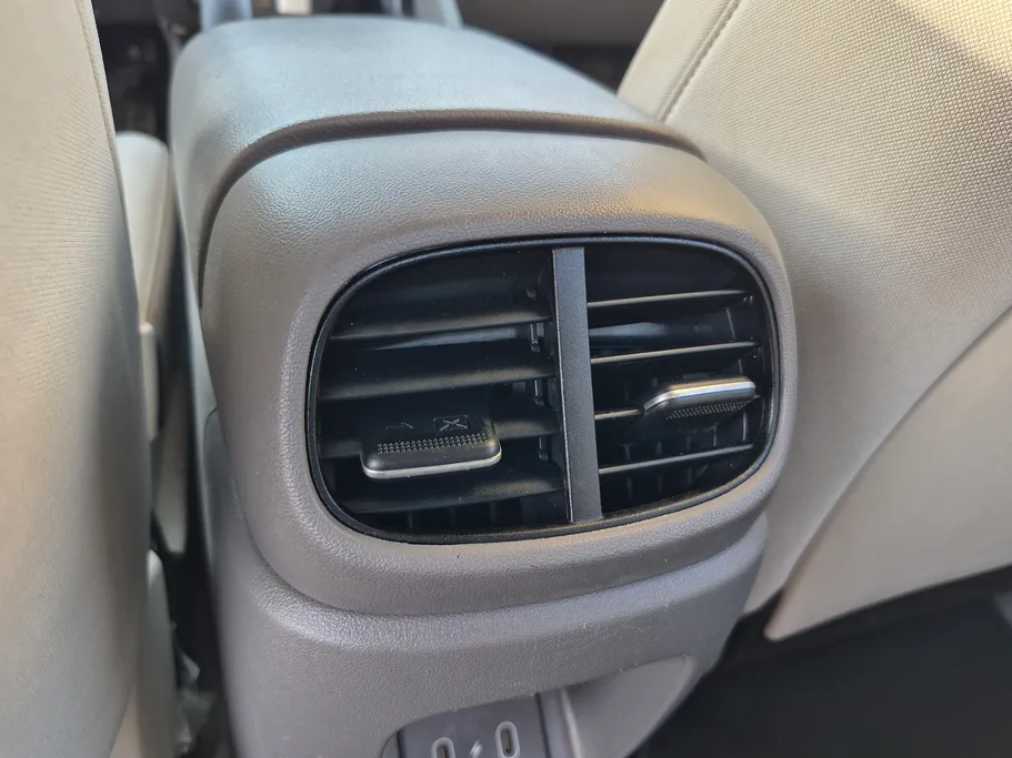 2025 Hyundai Elantra Fleet 