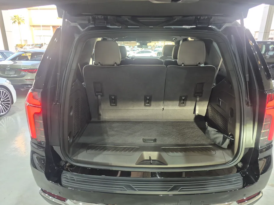2024 Chevrolet Tahoe LS 