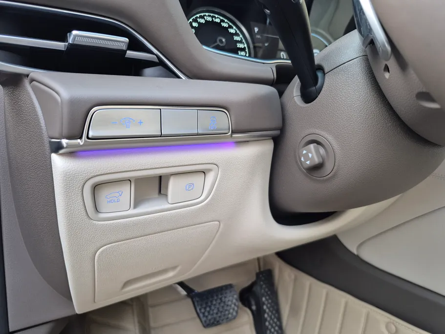 جينيسيس GV80 Premium 2024 