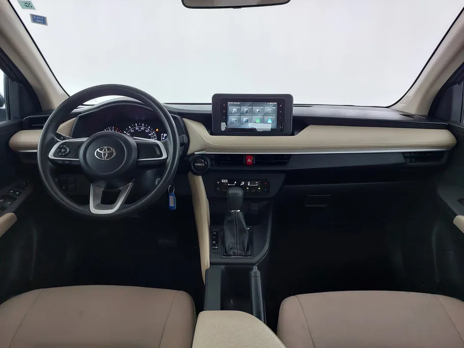 2024 Toyota Yaris  Y 