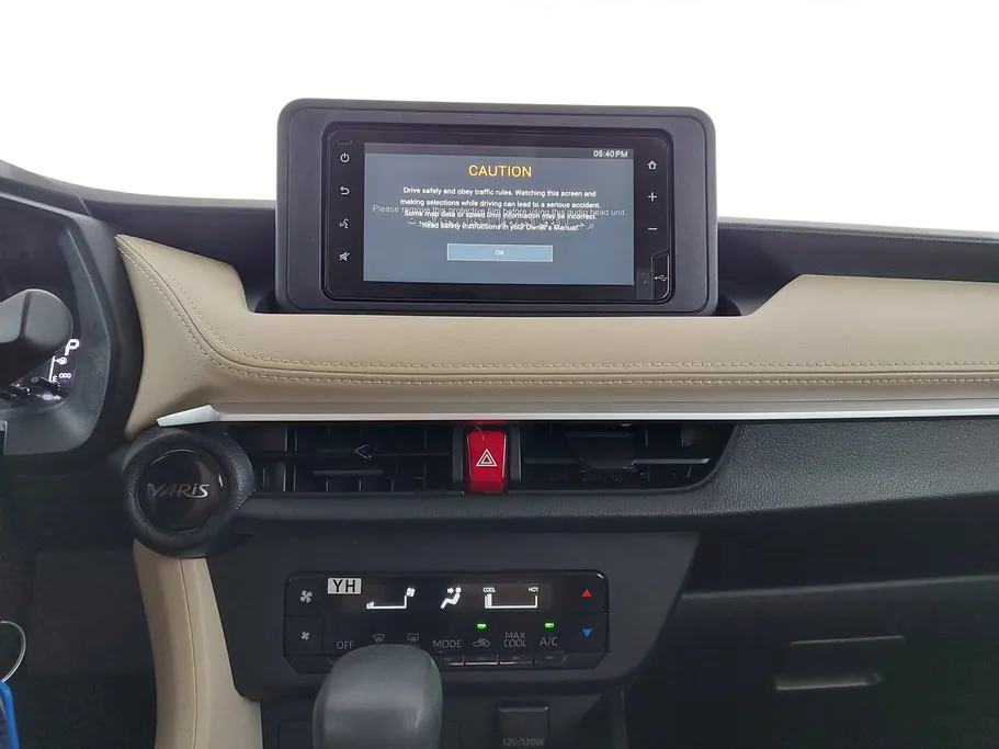 2024 Toyota Yaris  Y 