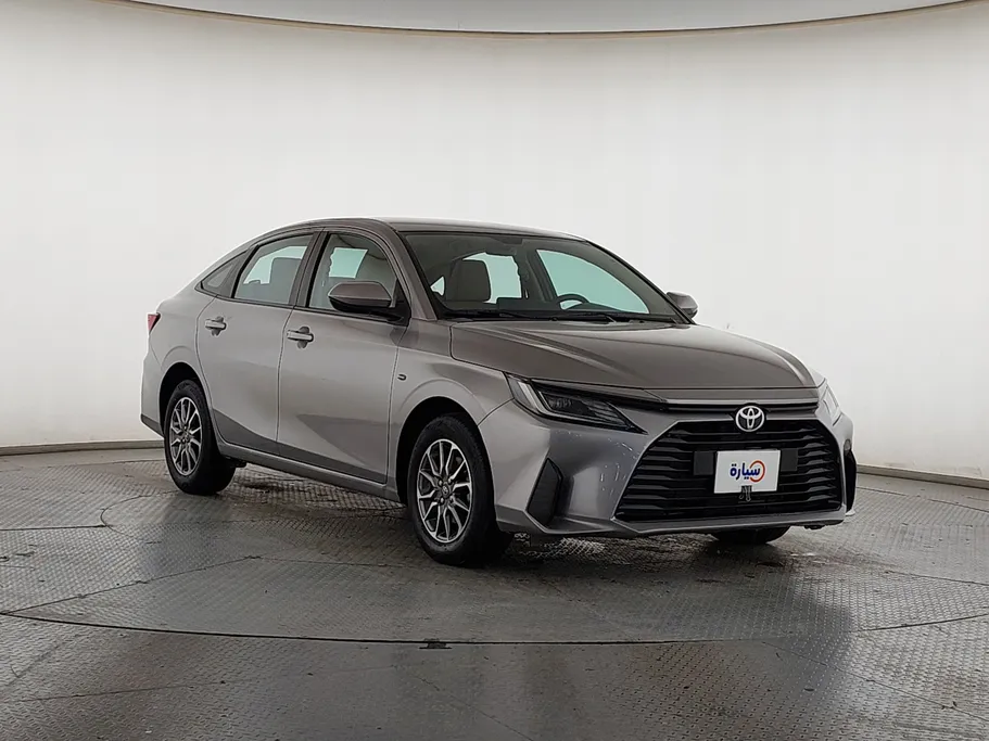 2024 Toyota Yaris  Y 