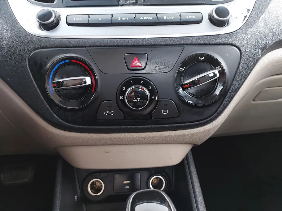 2022 Hyundai Accent Smart 