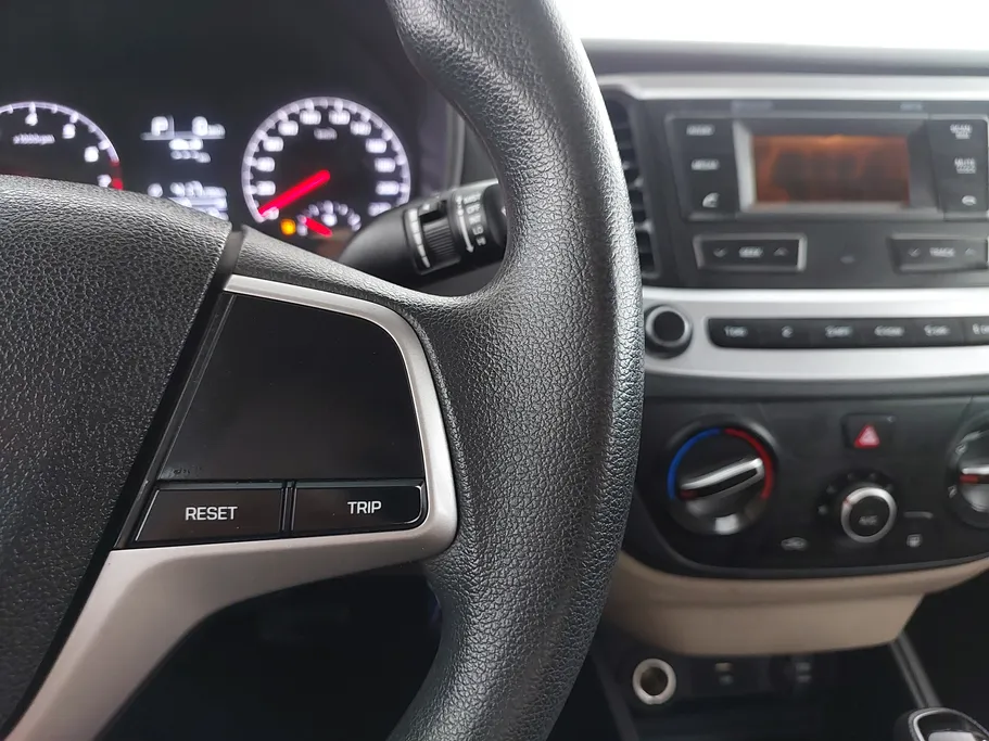 2023 Hyundai Accent Smart 
