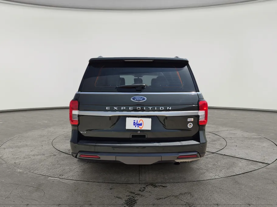 2023 Ford Expedition XLT 