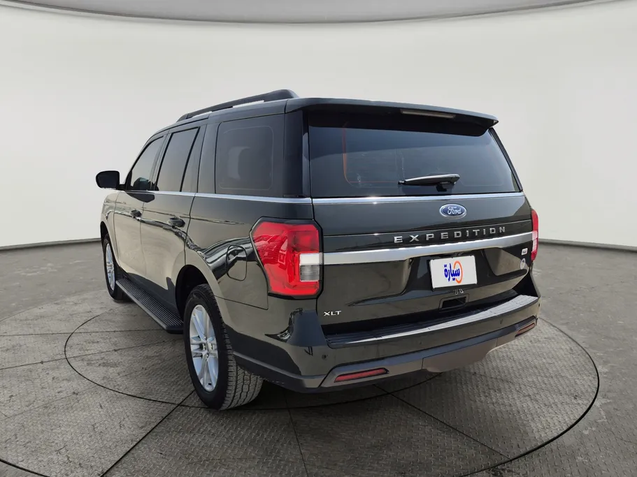 2023 Ford Expedition XLT 